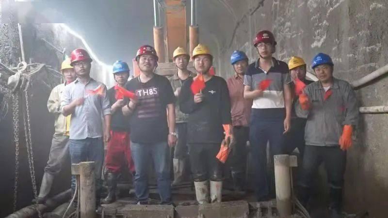 资金借道抄底？1月ETF平均亏9%,获1684亿元净流入,华夏日经ETF日均成交16亿元